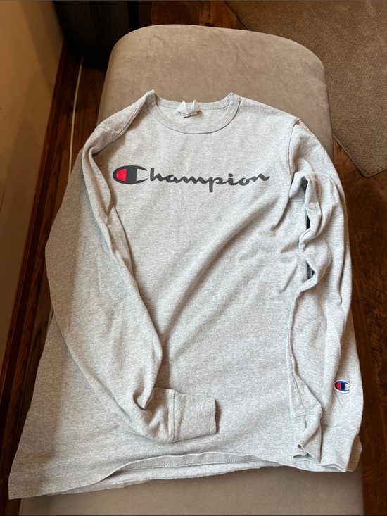 Champion Tops - Champion Light Gray Logo Crewneck Shirt